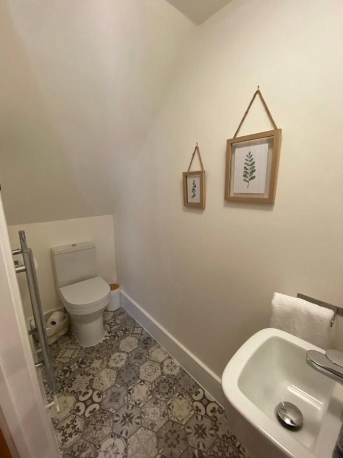 Burgess Yard 2-Bedroom Cottage, Бат Экстерьер фото