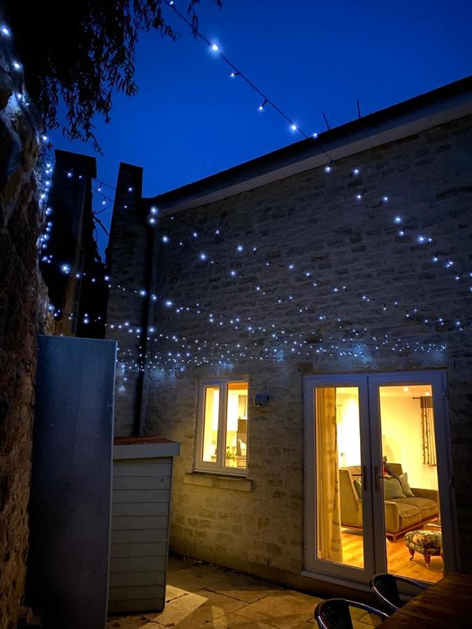 Burgess Yard 2-Bedroom Cottage, Бат Экстерьер фото